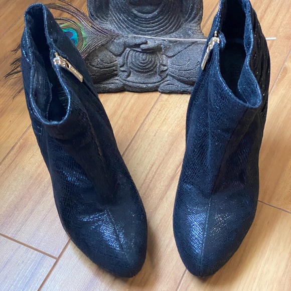 Colin Stuart ankle boots - Picture 3 of 11